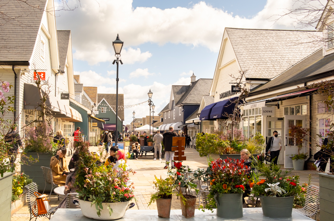  Bicester Village