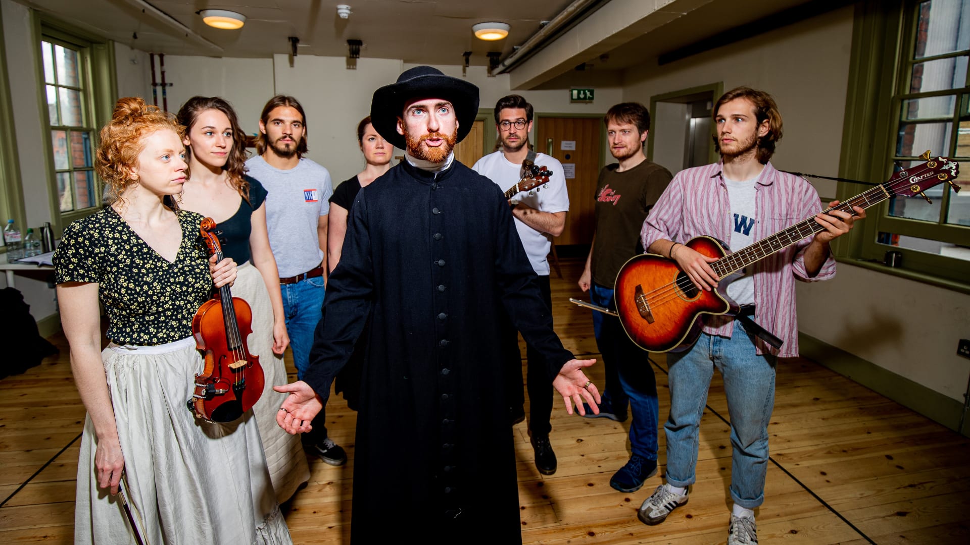 Wuthering Hieghts Oxford Shakespeare Company Wdham College Gardens Group